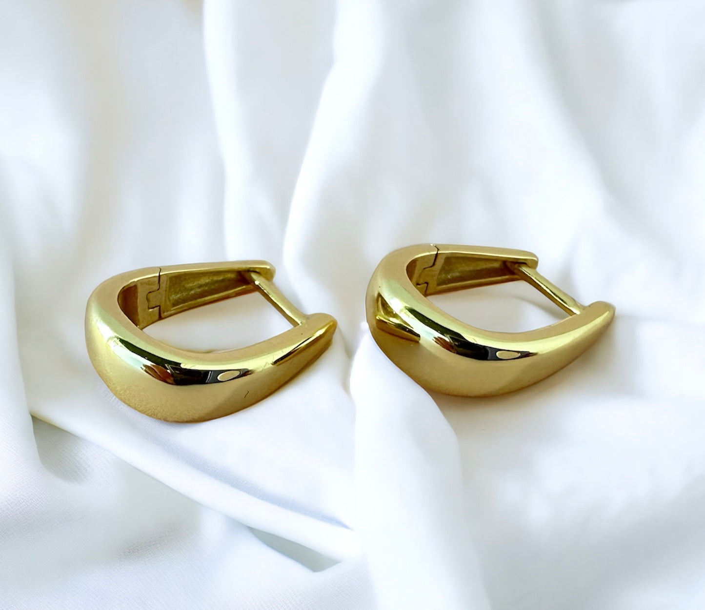 Gold Tapered Huggie Hoops