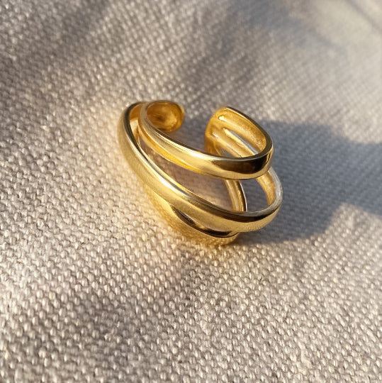 The Embrace Statement Ear Cuff