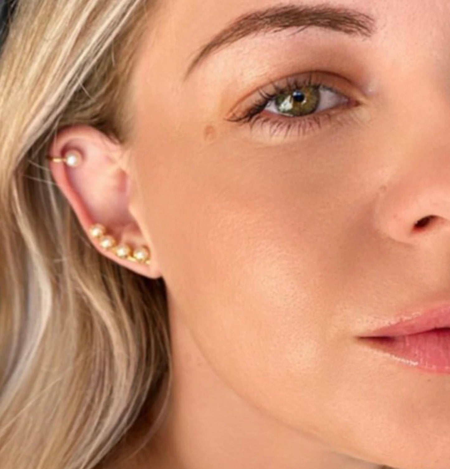 The Vela Pearl Ear Climber